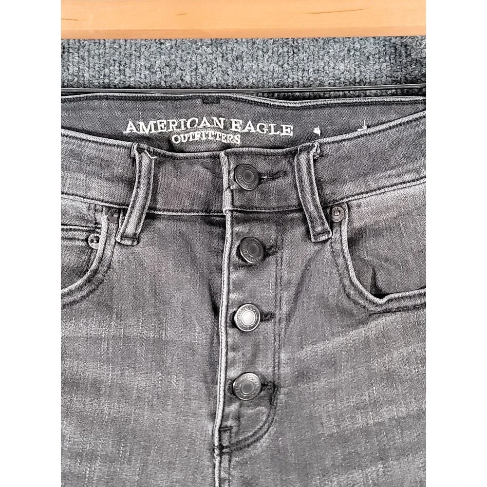 American Eagle Hi-Rise Crop Flare Super Stretch Button Fly Jeans Size 6 Gray